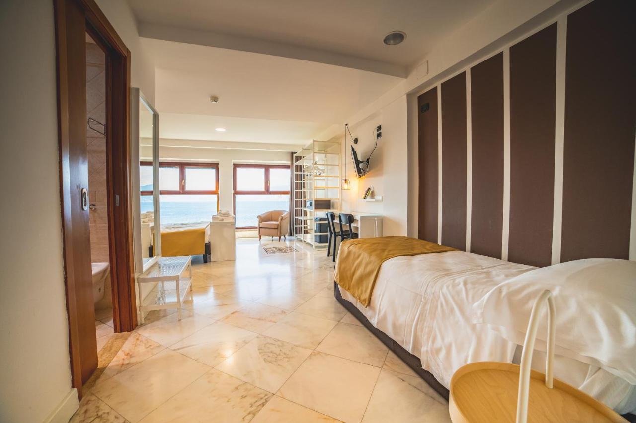 Hotel Continental Реджо-ди-Калабрия Экстерьер фото